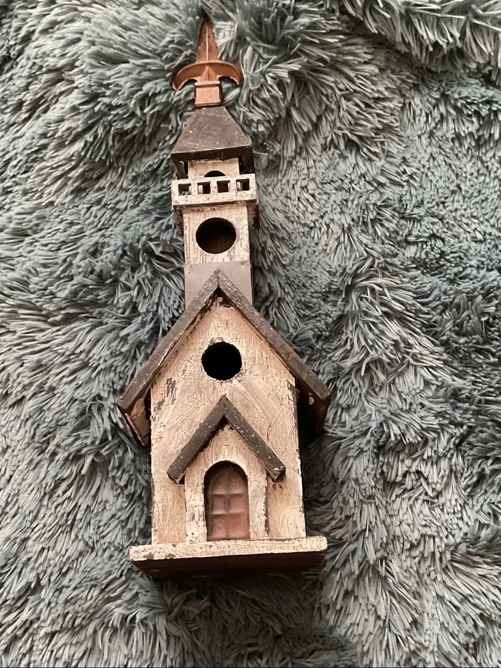Rustic Wooden Birdhouse Wall Decor in Beige and Brown
